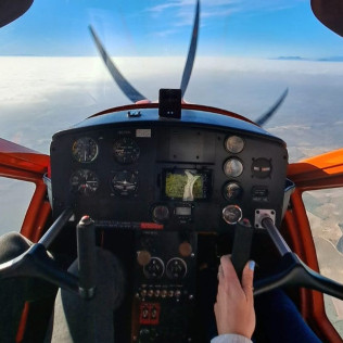 Pilotar una Avioneta y Conducir un Ferrari por Carretera (Madrid)