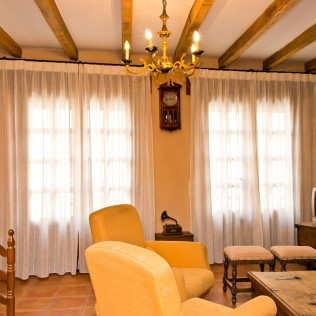 Escapada con Desayuno en La Posada de Bayuela (Castillo de Bayuela, Toledo)