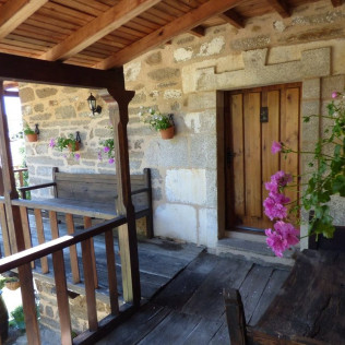 Escapada con Desayuno en Posada de Pedrazales (Pedrazales, Zamora)