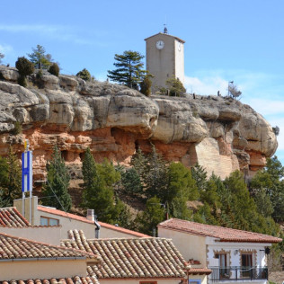 Escapada de 2 Noches en Habitación Superior con Desayuno en Posada Guadalupe (Monroyo, Teruel)
