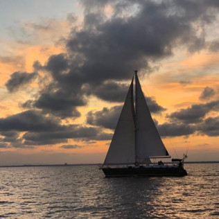 Puesta de Sol Romántica en Velero para dos (Cartagena, Región de Murcia)
