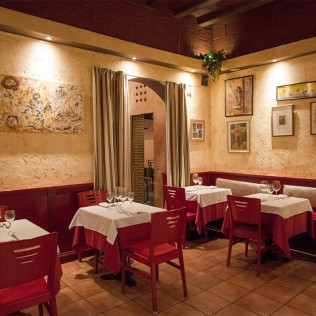 Comida o Cena para dos en el Restaurante Quixote (Barcelona)