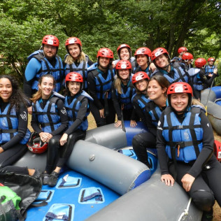 Rafting para dos en el río Ebro (Las Rozas de Valdearroyo, Cantabria)
