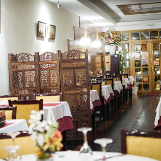 Comida o Cena para dos en el Restaurante Hindú Shanti (Barcelona)