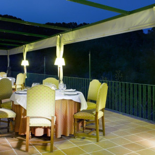 Mesa para dos: Comida o Cena para dos personas en Parador de Cazorla (Jaén)