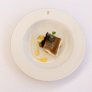 Mesa para dos: Comida o Cena para dos personas en Parador de Mojácar (Almería)