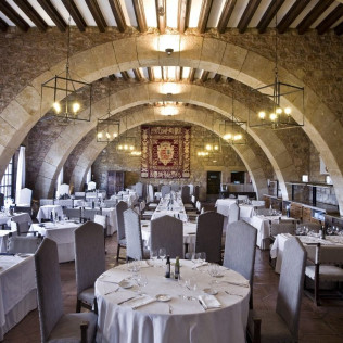Mesa para dos: Comida o Cena para dos personas en Parador de Sigüenza (Guadalajara)
