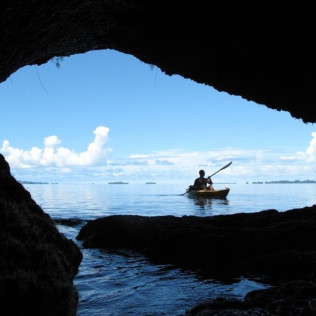 Ruta de las Cuevas Es Canutells en Kayak Doble para dos (Menorca)