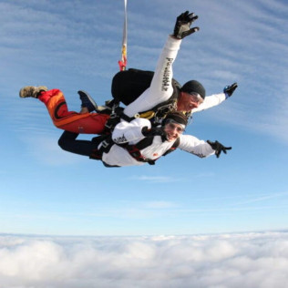 Salto Tándem de 4000 metros (Lasclaveries, Francia)