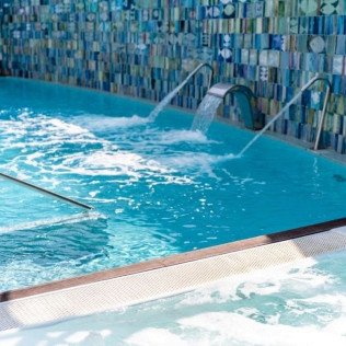 Circuito Spa en Alàbriga Hotel & Home Suites 5* GL (Sant Feliu de Guíxols, Girona)