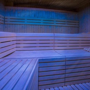 Piscina Termal Activa en Balneario Alhama de Aragón 4* (Zaragoza)