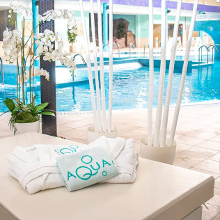 Circuito Spa VIP, Cava y Fruta Fresca para dos en Aqua Club Termal (Tenerife)