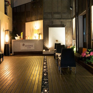 Promoción Especial Verano: Circuito Spa, Masaje y Cóctel para dos en Hotel Hospes Puerta de Alcalá 5* (Madrid)