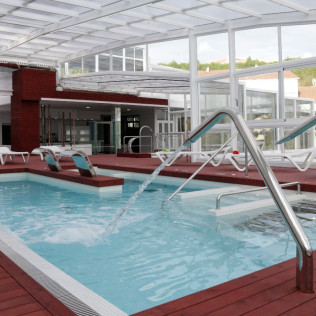 Circuito Spa en Hotel Congreso 4* (Teo - Santiago de Compostela, A Coruña)