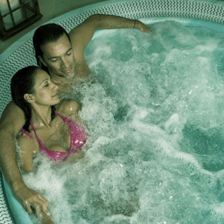 Circuito Spa Privado con Cava y Bombones para dos en SensCare Spa Hotel Laguna Nivaria 4* (La Laguna, Santa Cruz de Tenerife)