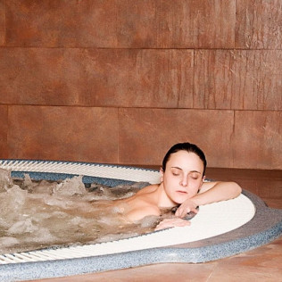 Circuito Spa Privado y Masaje para dos en Fin de Semana en Spa La Salve (Torrijos, Toledo)