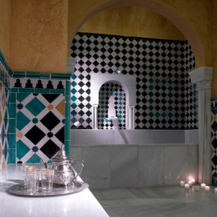 Baños Árabes Palacio de Comares en Hotel Spa Macià Real de la Alhambra 4* (Granada)