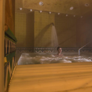 Baños Árabes Palacio de Comares en Hotel Spa Macià Real de la Alhambra 4* (Granada)