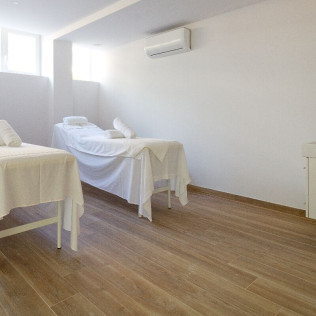 Circuito Spa y Masaje Relajante en Playa de Foz Hotel & Spa by Gaiarooms (Lugo)