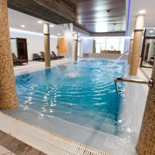 Circuito Spa, Masaje Relajante y Desayuno en Hotel Hospes Palacio de Arenales & Spa 5* (Cáceres)