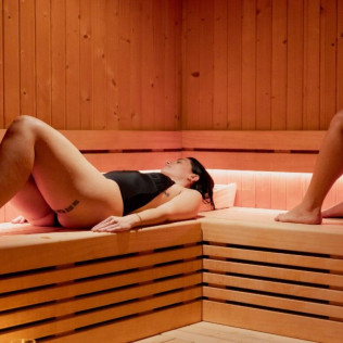 Spa Privado con Cava para dos en Hotel Catalonia Mirador Des Port 4* (Maó, Menorca)