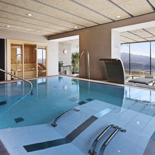 Spa Privado con Cava para dos en Hotel Catalonia Reina Victoria 4* (Ronda, Málaga)
