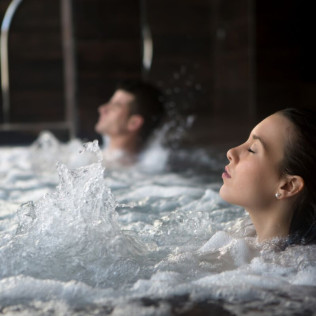 Circuito Spa y Masaje Relajante para dos en Spa Sol Don Marco (Torremolinos, Málaga)