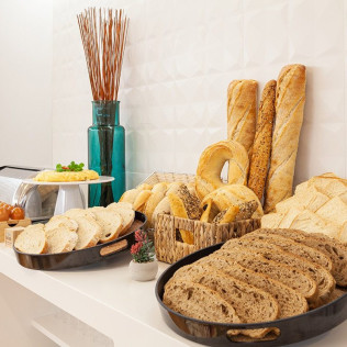 Circuito Spa y Desayuno para dos en Hotel Macià Granada Five Senses 3* (Granada)