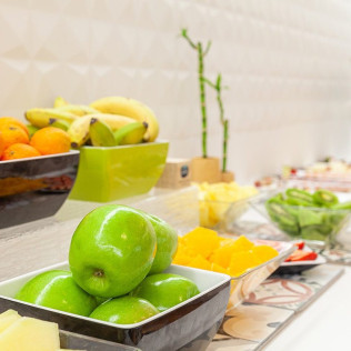 Circuito Spa y Desayuno para dos en Hotel Macià Granada Five Senses 3* (Granada)