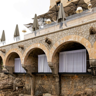 Ritual de la Juventud Imperial: Ritual Imperial KOBIDO, Masaje de Espalda y Tratamiento Facial en Hospes Maricel & Spa 5* (Palma de Mallorca)