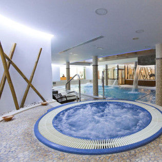 Circuito Spa y Masaje Relajante en Hotel Hospes Palacio de Arenales & Spa 5* (Cáceres)