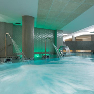 Circuito Spa con Cena para dos en Hotel Spa Odeón 4* (Ferrol, A Coruña) - De lunes a viernes