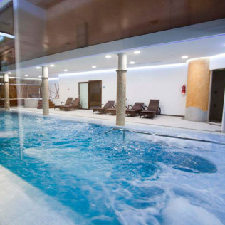 Circuito Spa y Comida o Cena para dos en Hotel Hospes Palacio de Arenales & Spa 5* (Cáceres)