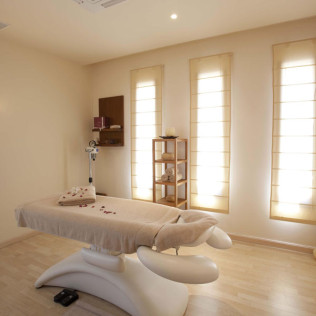 Circuito Spa con Masaje Oriental y Comida o Cena en Hotel Hospes Palacio de Arenales & Spa 5* (Cáceres)