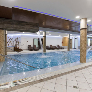 Circuito Spa con Masaje Oriental y Comida o Cena en Hotel Hospes Palacio de Arenales & Spa 5* (Cáceres)