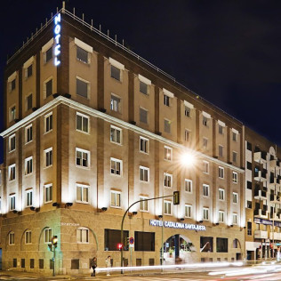 360º Experience: Tratamiento Facial y Corporal Descontracturante en Hotel Catalonia Santa Justa 4* (Sevilla)
