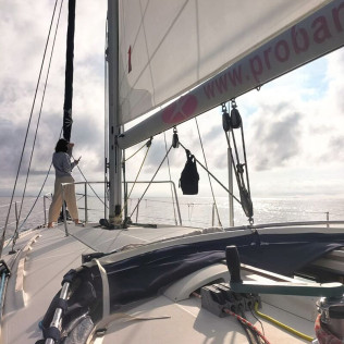 Ruta de Medio Día en Velero Privado para dos (Getaria, Guipúzcoa)