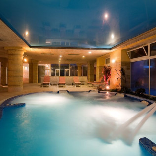 Puesta de Sol, Cena Romántica en Velero y Spa para dos en Hotel 5* (Estepona, Málaga)