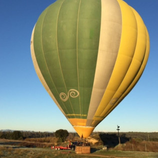 Viaje en Globo con Fotos y Cava (L'Empordà, Girona)
