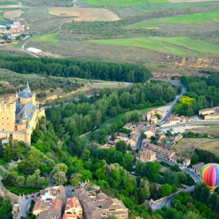 Viaje en Globo con Vídeo y Picnic (Segovia)