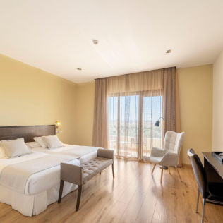 Escapada de 2 Noches con Cena en Hotel Spa Villa Nazules 4* (Almonacid de Toledo, Toledo)