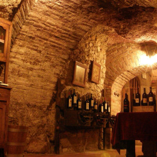 Visita Teatralizada con Cata a Bodega y Circuito Spa para dos en Hotel 4* de Aranda de Duero (Burgos)