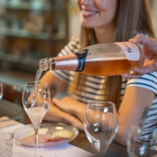 Visita a Cava Rovellats y Degustación de Cava para dos (Barcelona)