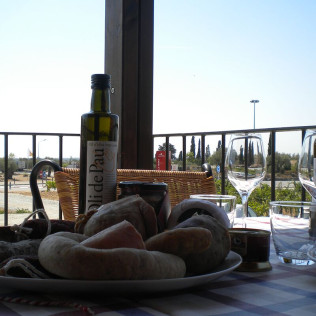 Visita al Celler Empordàlia con Degustación de Vinos y Aceites para dos (Girona)