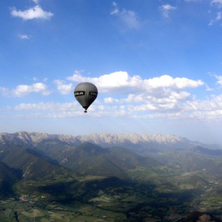 Vuelo en Globo con Fotos y Cava en Pirineos (Talló, Lleida)