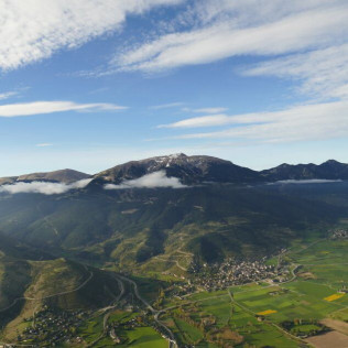 Vuelo en Globo con Fotos y Cava en Pirineos (Talló, Lleida)