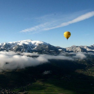 Vuelo en Globo con Fotos y Cava en Pirineos (Talló, Lleida)