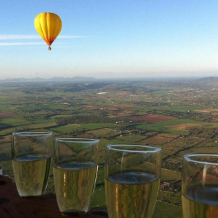 Vuelo en globo al atardecer con Cava, Fotos y Vídeo (Mallorca)