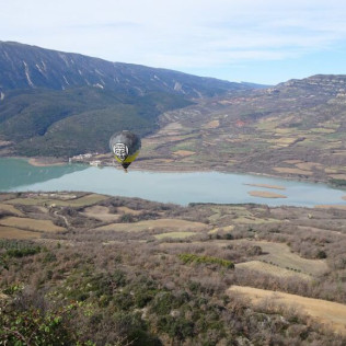 Vuelo en Globo con Fotos y Cava en Geoparc Orígens (Tremp, Lleida)