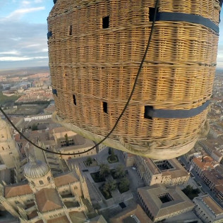 Vuelo en Globo con Vídeo, Almuerzo y Cava (Salamanca)